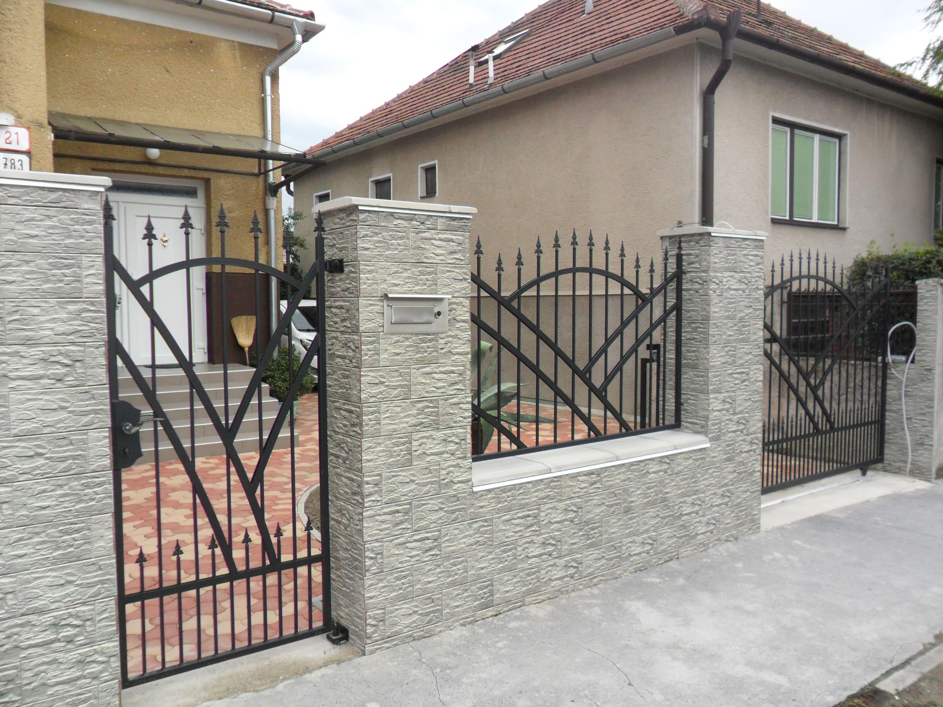 Kovaný plot – KOVOSTYL, realizácia 8